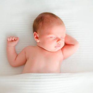 Пеленки – за и против? Нужно ли пеленать новорожденного?