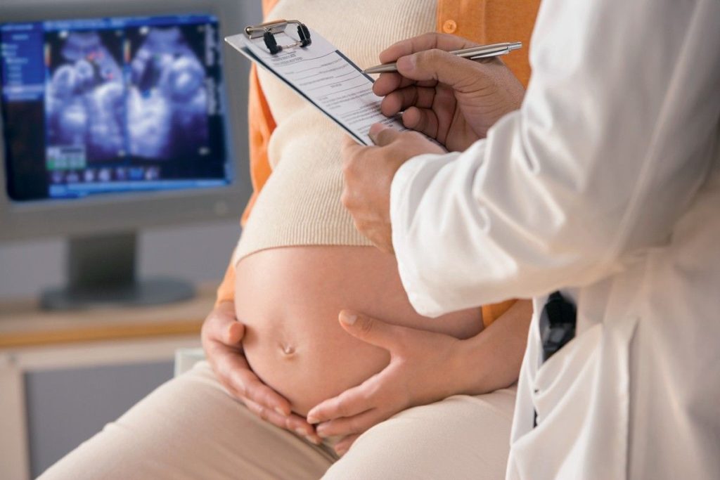 Для чего нужен кальций во время беременности? Чем опасна нехватка кальция во время беременности?