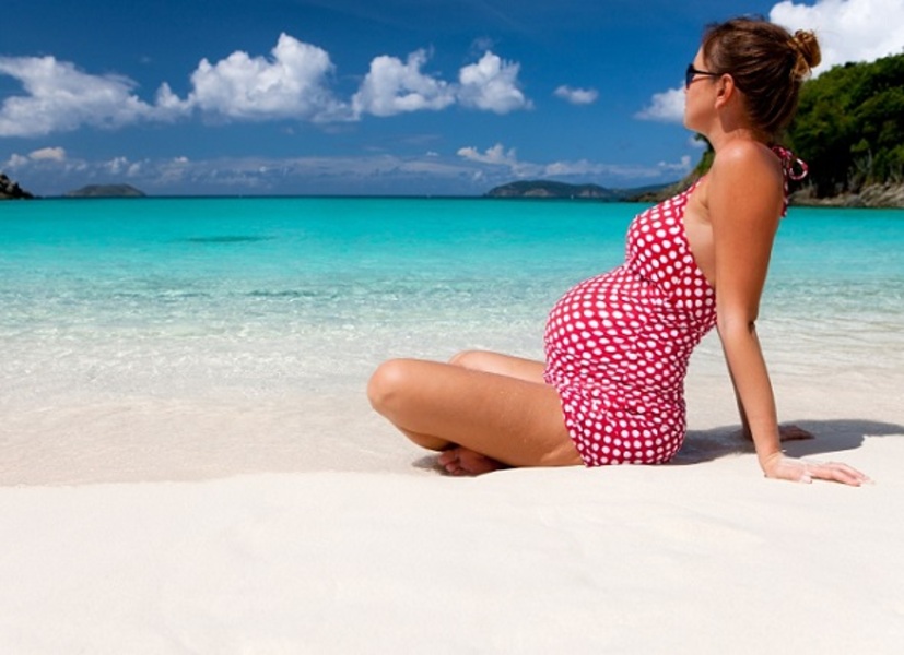 Безопасно ли загорать во время беременности на солнце и в солярии?